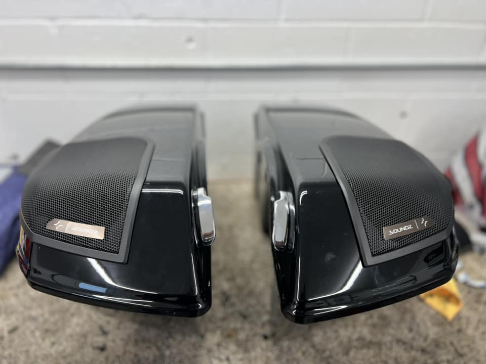 Harley davidson 6x9 speaker lids sale