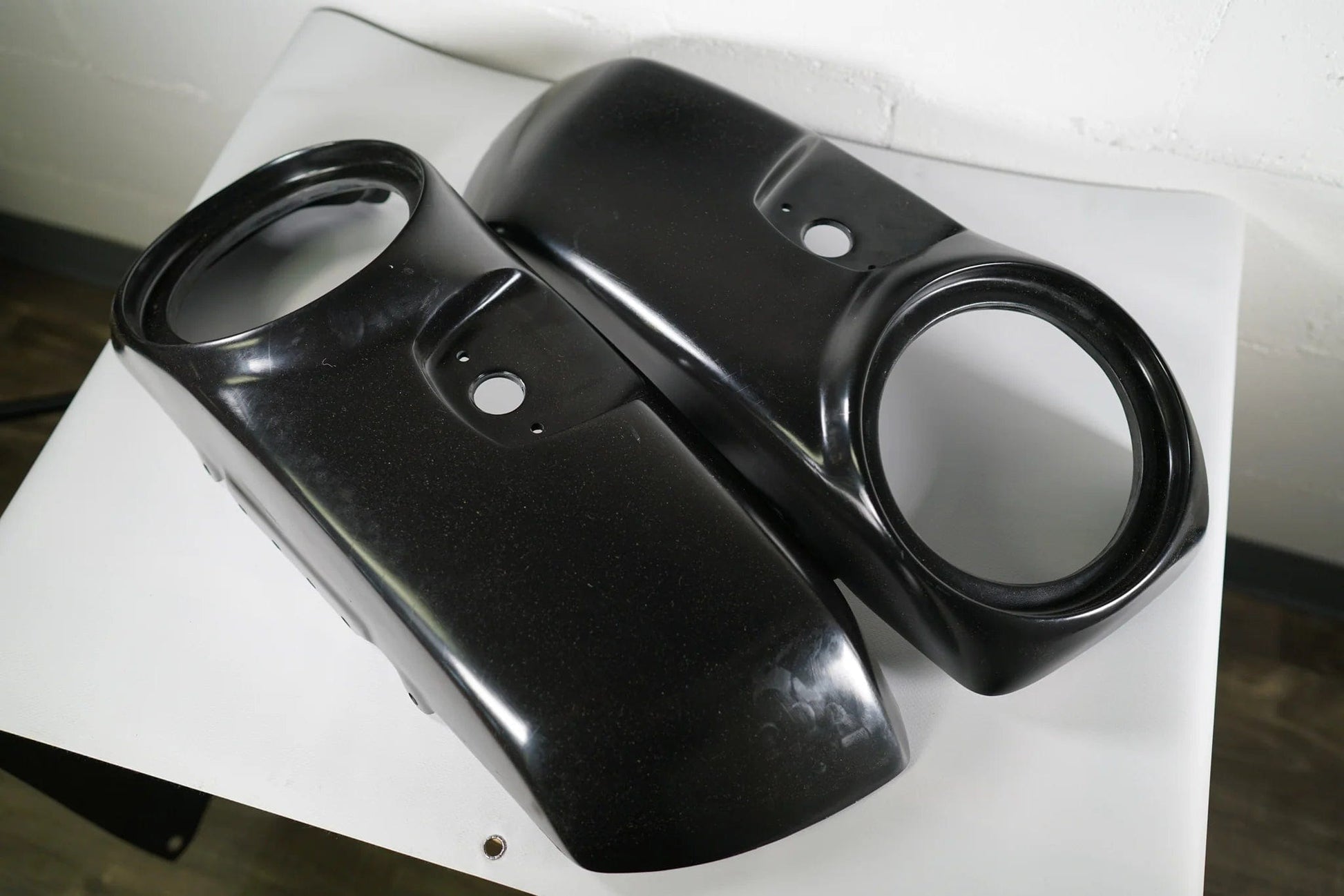 Harley bag lids with discount speakers