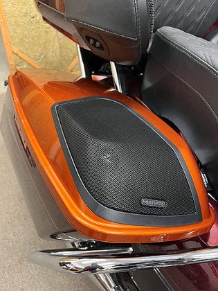 Hogtunes WBA 800.4RG Amp Speaker Saddlebag Lid Kit Harley Road Glide F...